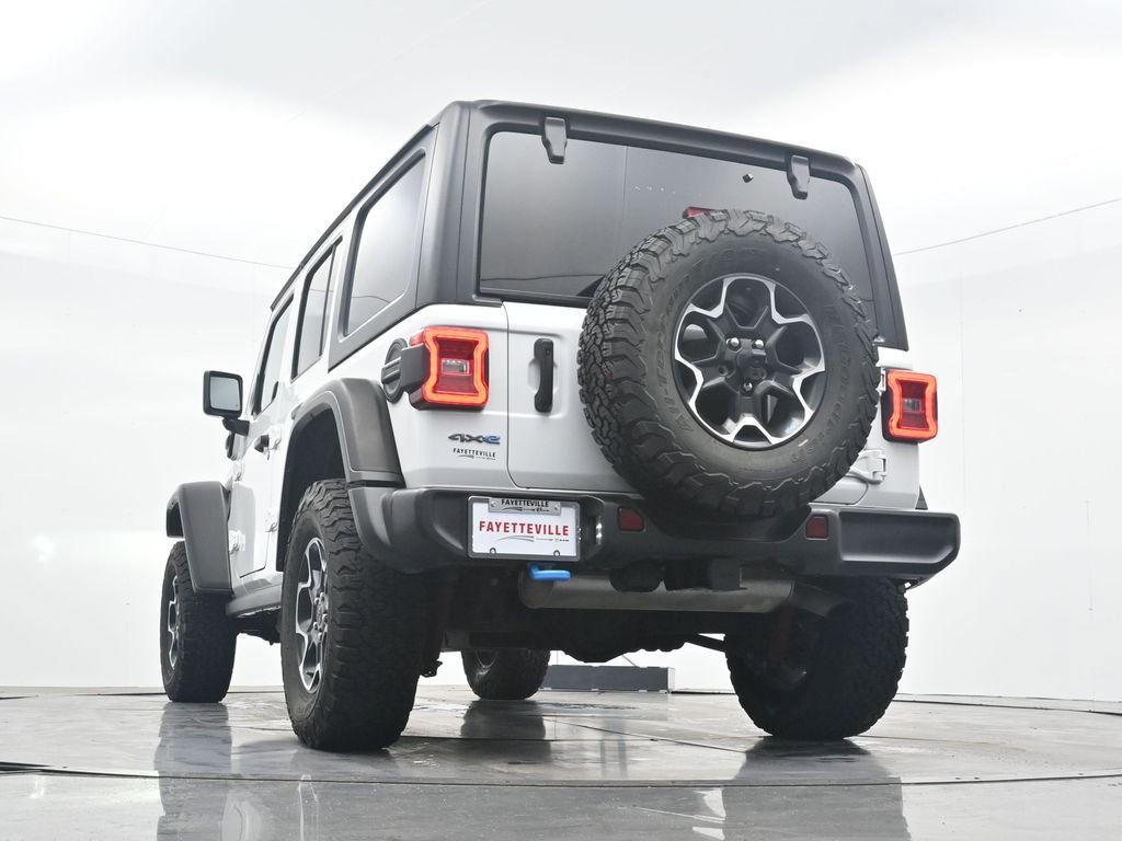 Used 2023 Jeep Wrangler Unlimited Rubicon 4xe w/ Cold Weather Group AWD/4WD image 32