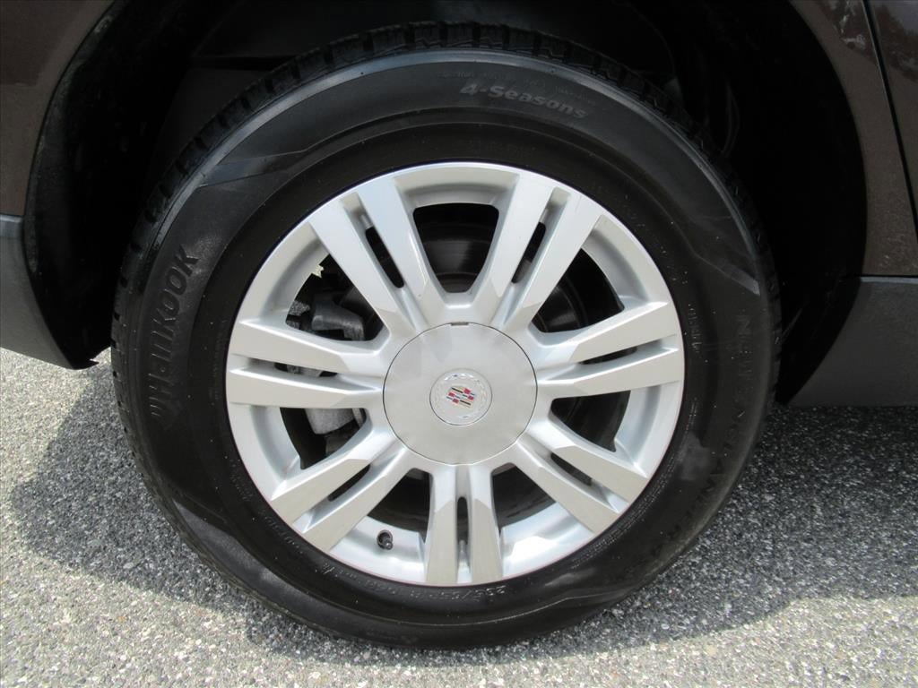 Used 2016 Cadillac SRX Luxury w/ Driver Awareness Package FWD image 8