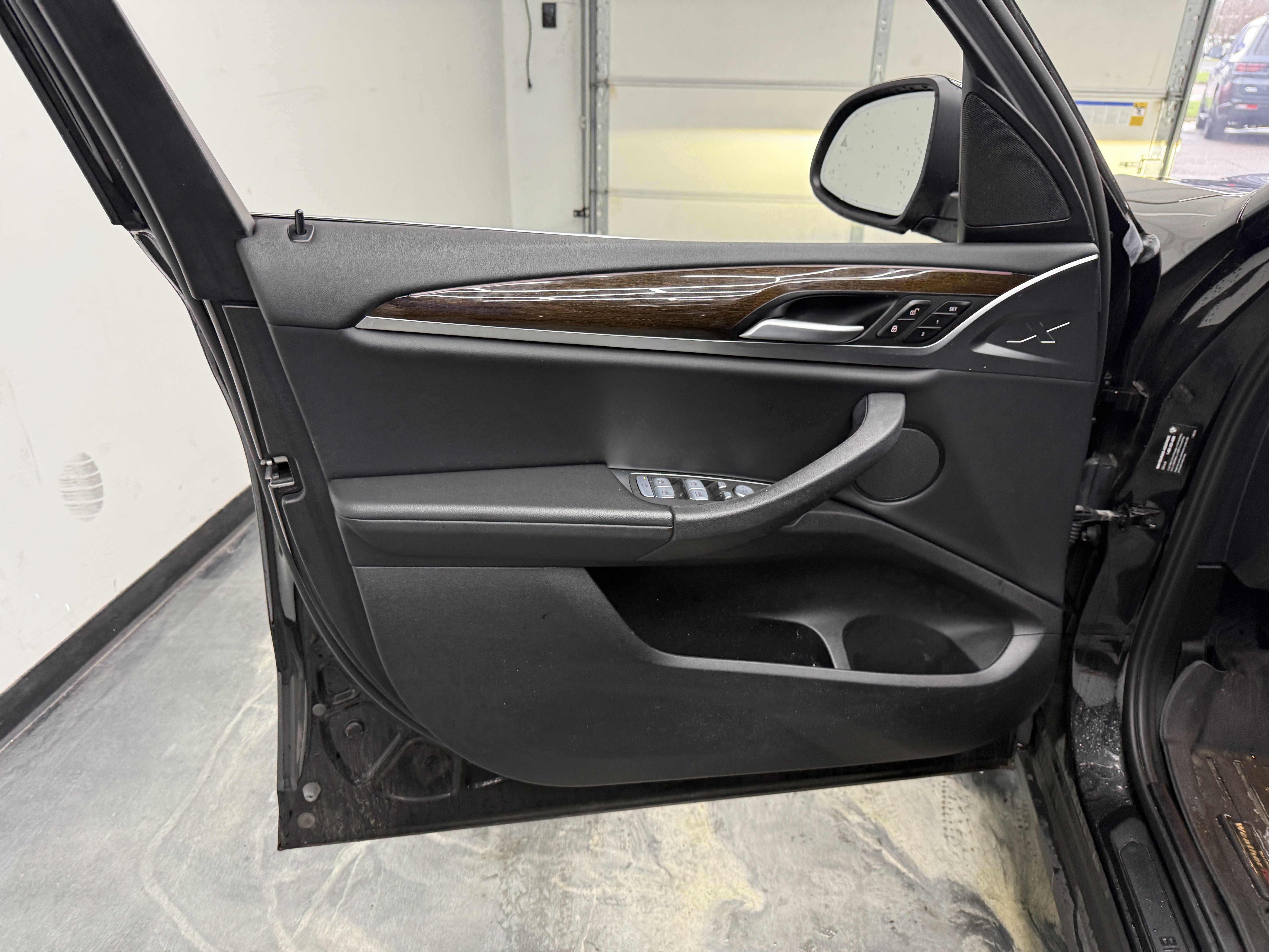 Used 2023 BMW X3 xDrive30i w/ Premium Package image 10