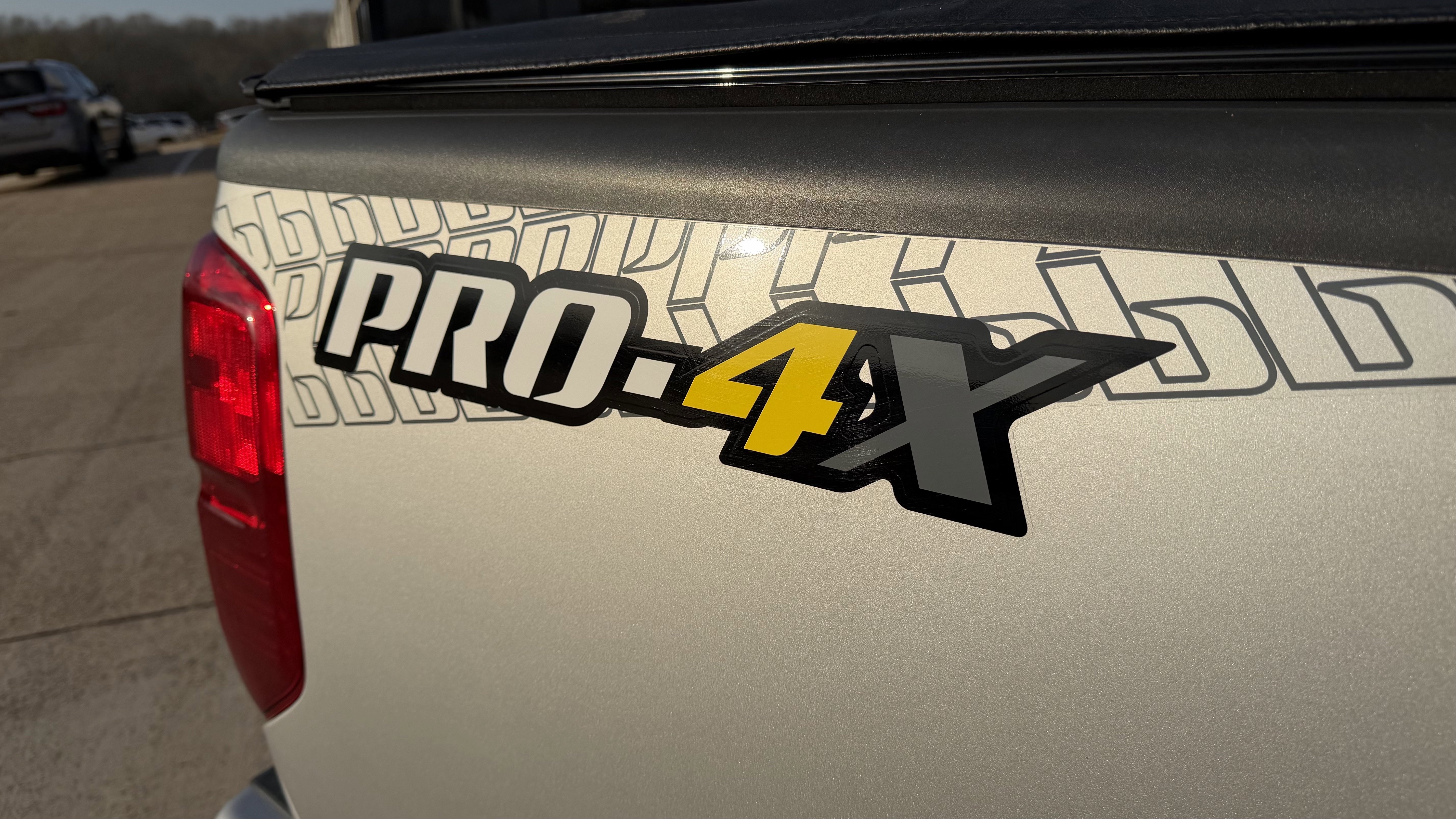 Used 2019 Nissan Frontier PRO-4X image 14