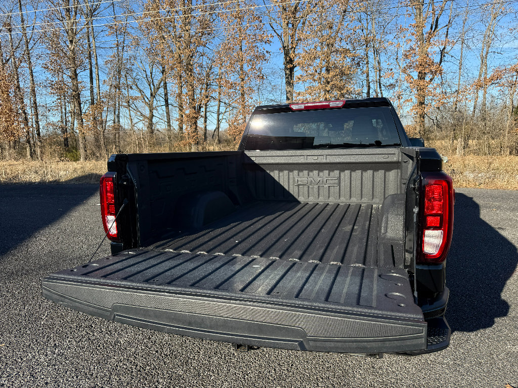Used 2024 GMC Sierra 1500 Elevation image 7