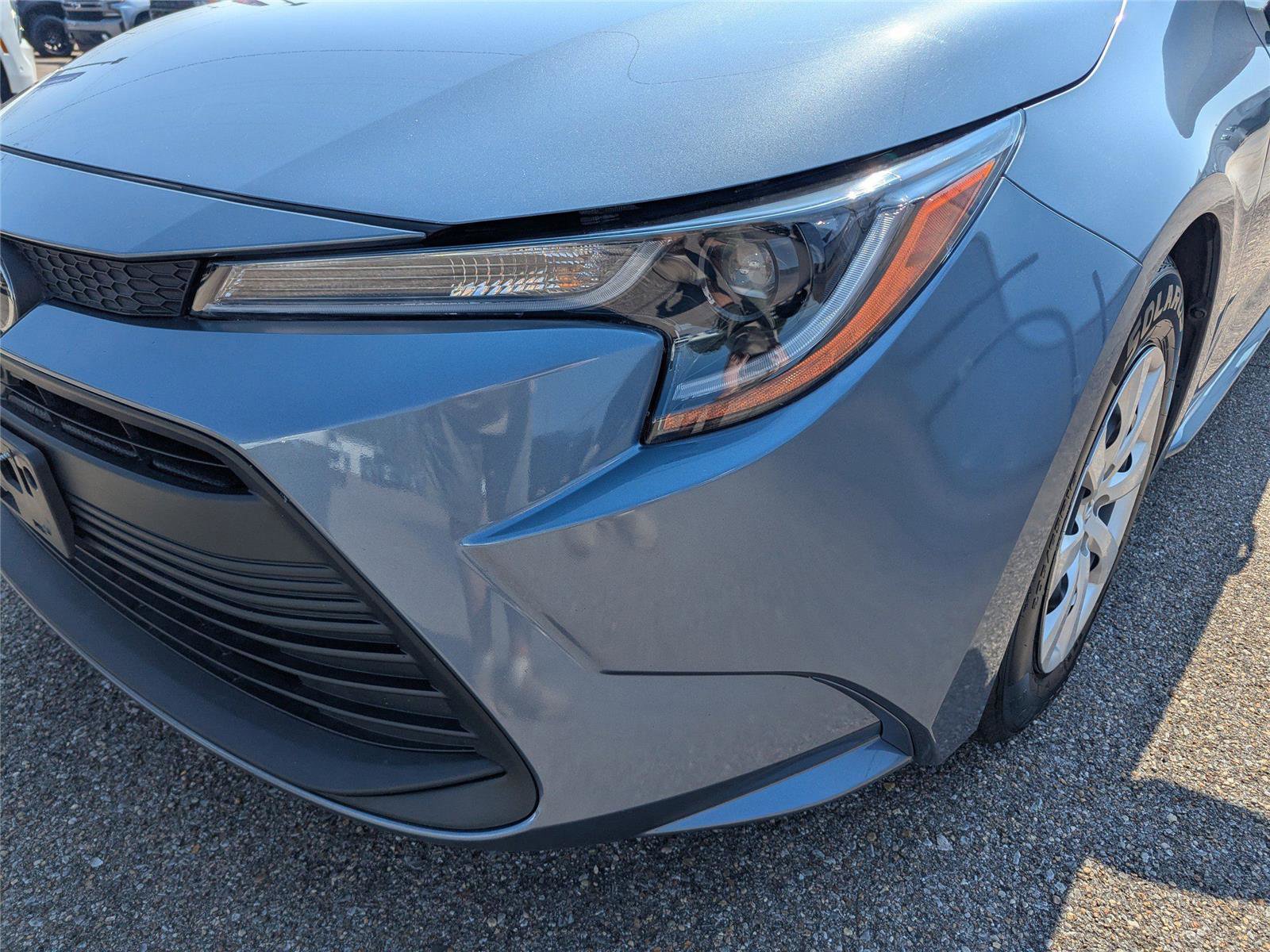 Used 2023 Toyota Corolla LE image 9