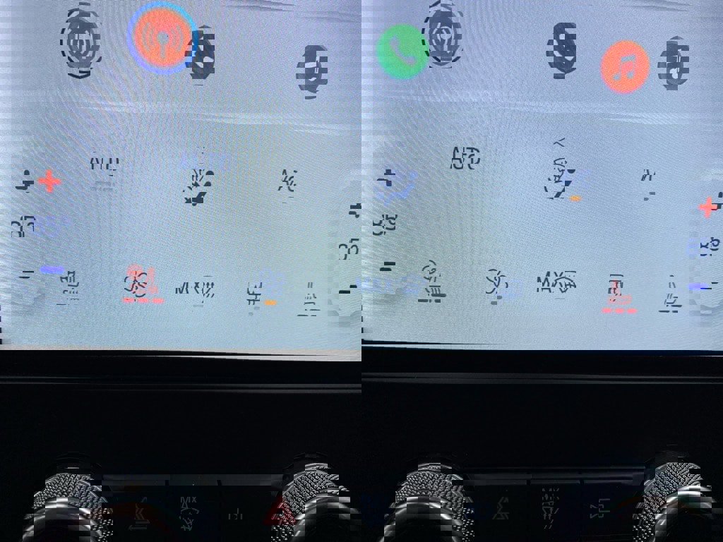 Used 2024 Ford Edge SEL w/ Convenience Package image 14