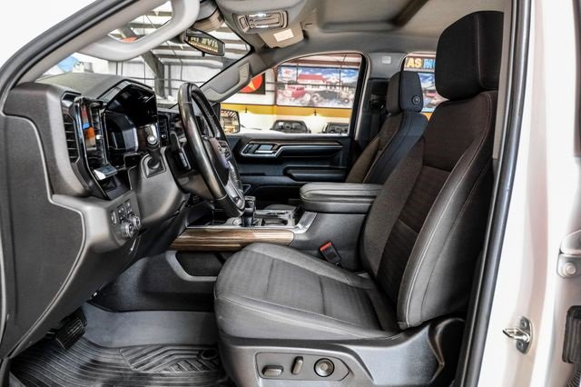 Used 2024 Chevrolet Silverado 1500 LT Trail Boss w/ Protection Package image 26