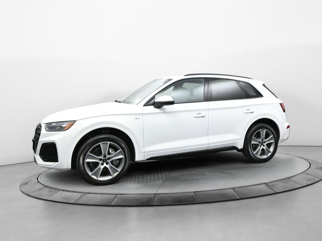 Used 2025 Audi Q5 2.0T Premium image 3