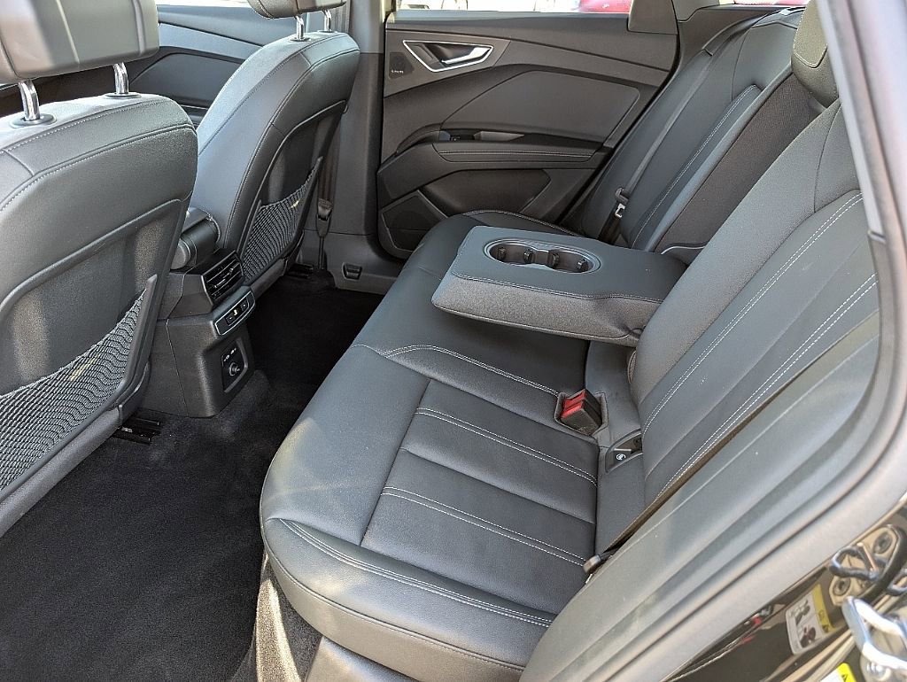 Used 2022 Audi Q4 e-tron Premium Plus image 20