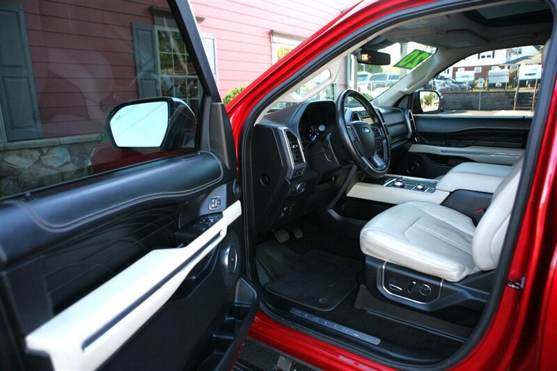 Used 2020 Ford Expedition Max Platinum AWD/4WD image 8