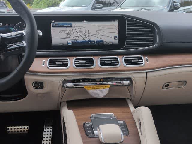 New 2026 Mercedes-Benz GLS 580 4MATIC image 28