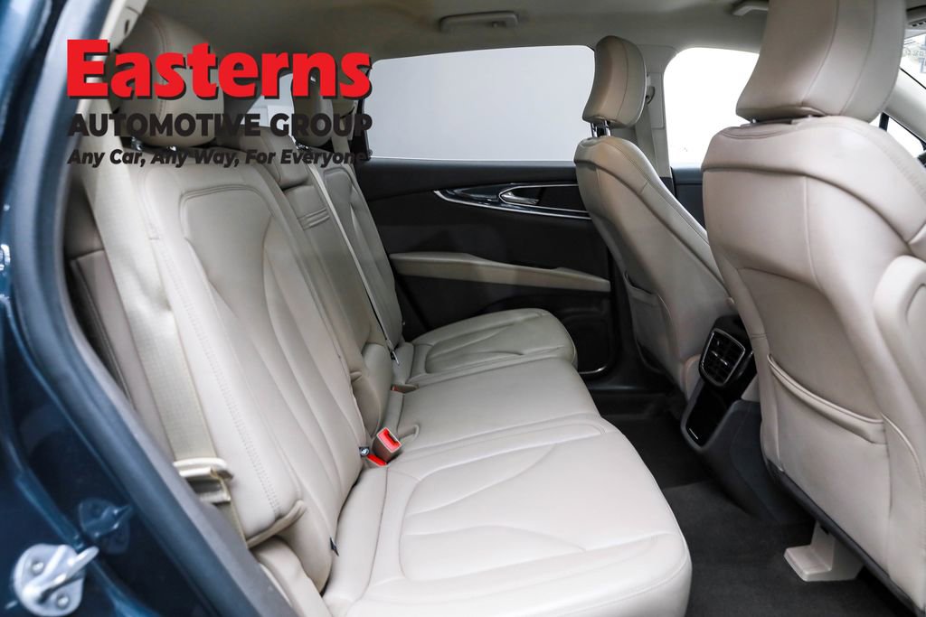 Used 2022 Lincoln Nautilus AWD w/ Premium Package image 23