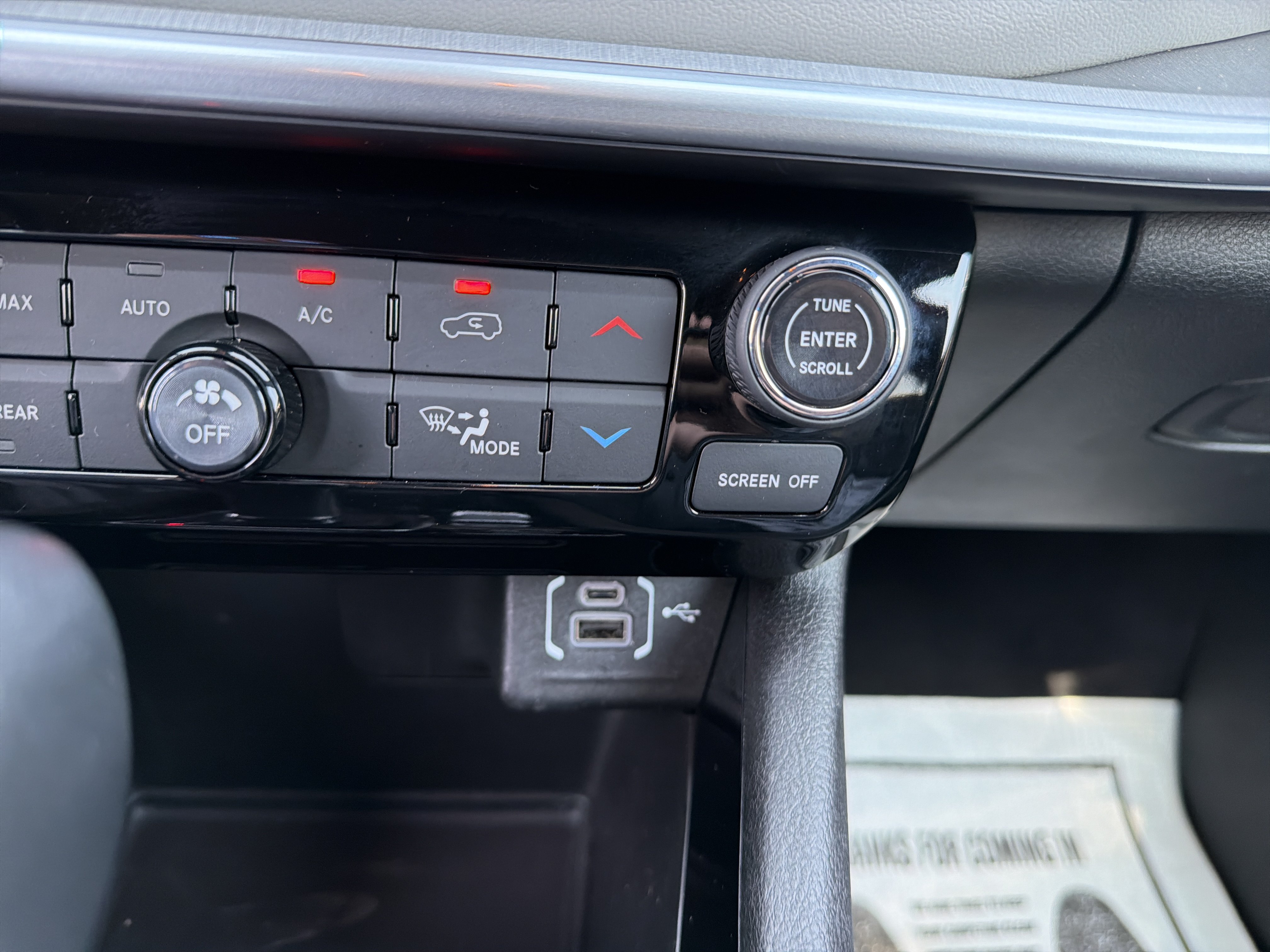 Used 2025 Jeep Compass Limited AWD/4WD image 22