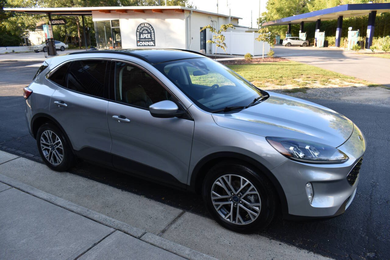 Used 2021 Ford Escape SEL w/ Technology Package FWD image 42