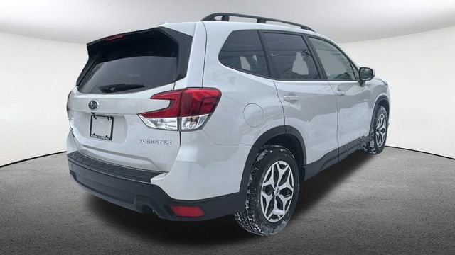 Certified 2023 Subaru Forester Premium image 13