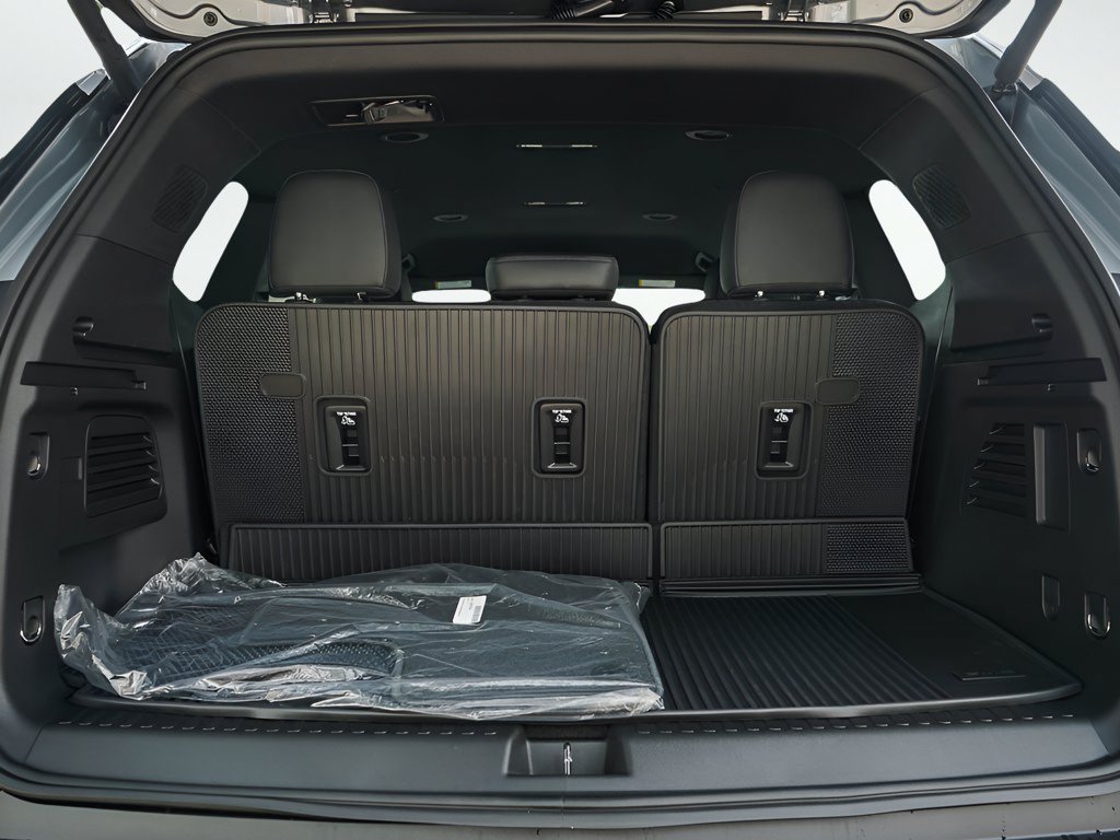 New 2026 GMC Acadia Elevation w/ Black Edition AWD/4WD image 8