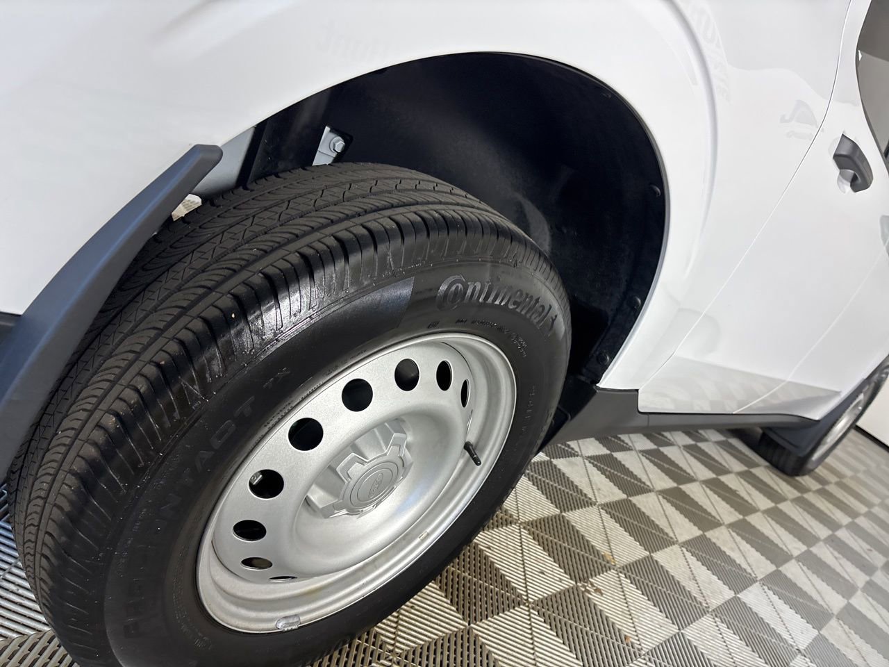 Used 2024 Ford Maverick XL image 32