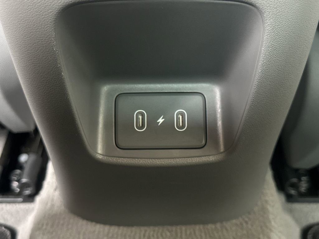 Used 2025 Hyundai Elantra SE w/ Cargo Package image 30