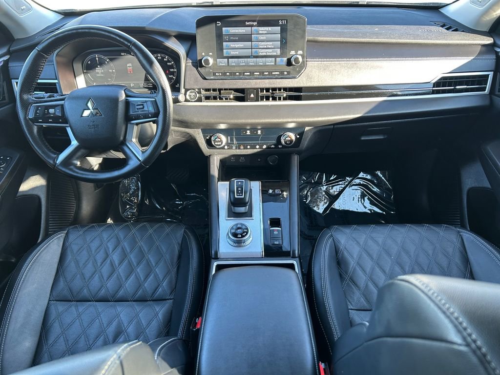 Used 2024 Mitsubishi Outlander SEL image 11