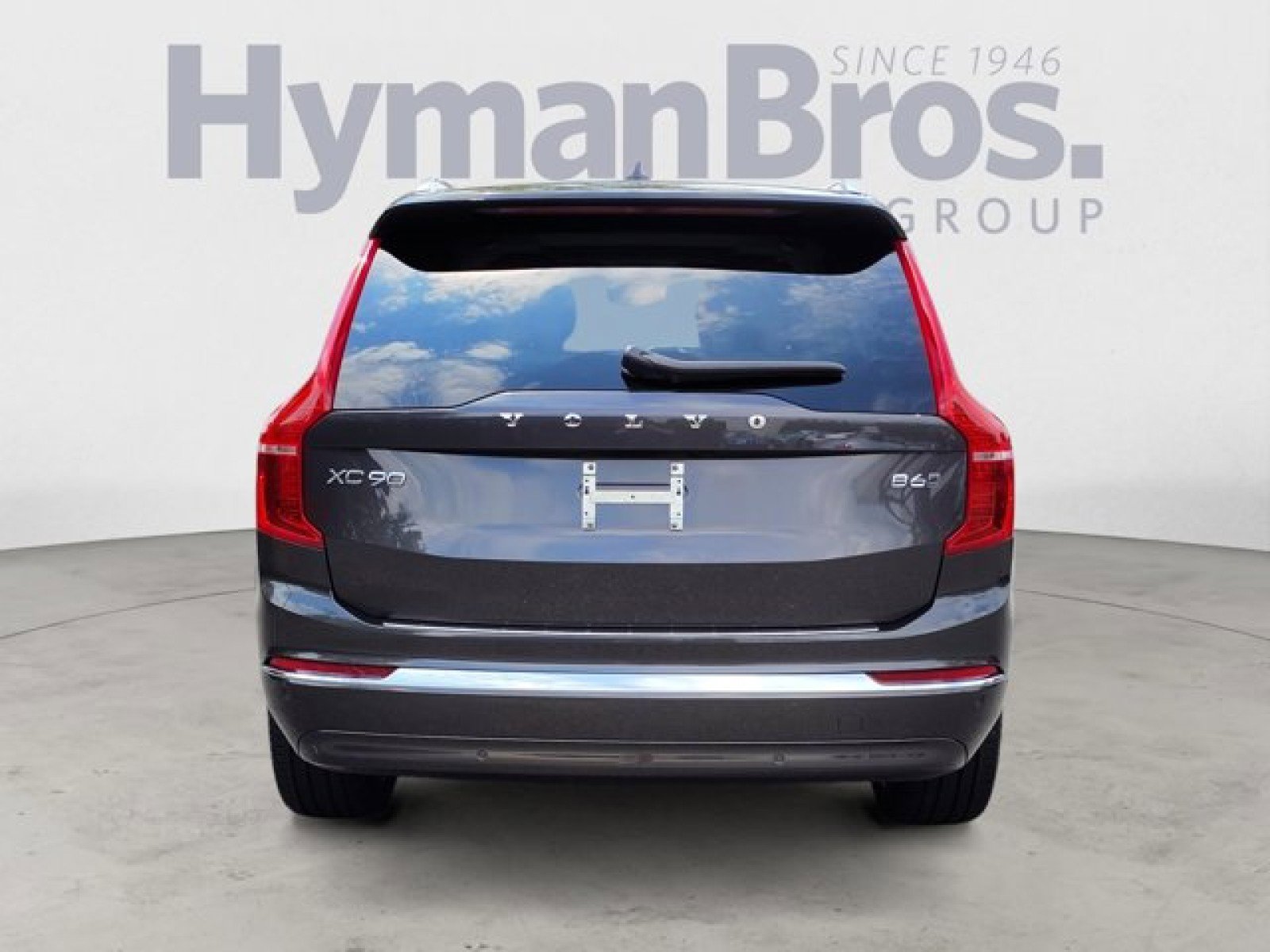 Used 2023 Volvo XC90 B6 Plus w/ Protection Package Premier image 4