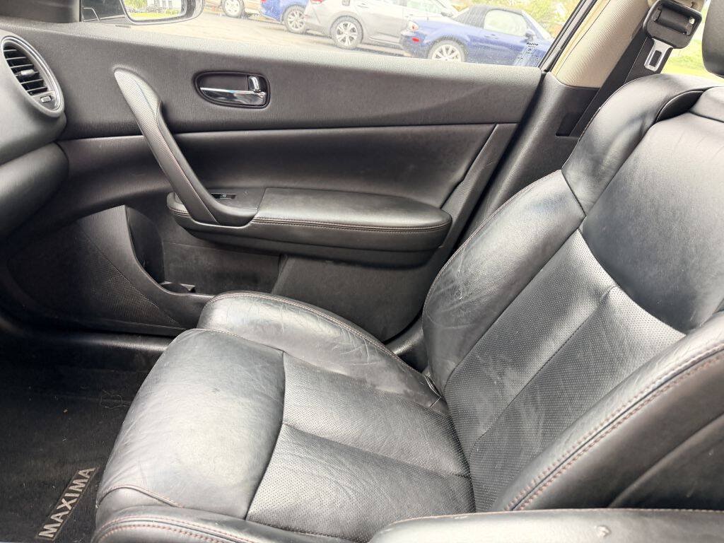 Used 2010 Nissan Maxima 3.5 SV w/ Sport Pkg FWD image 12