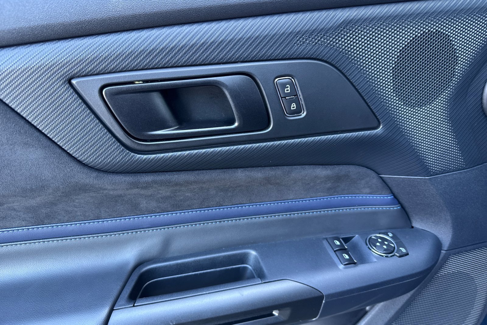 Used 2024 Ford Mustang Dark Horse w/ Dark Horse Handlin Package image 11