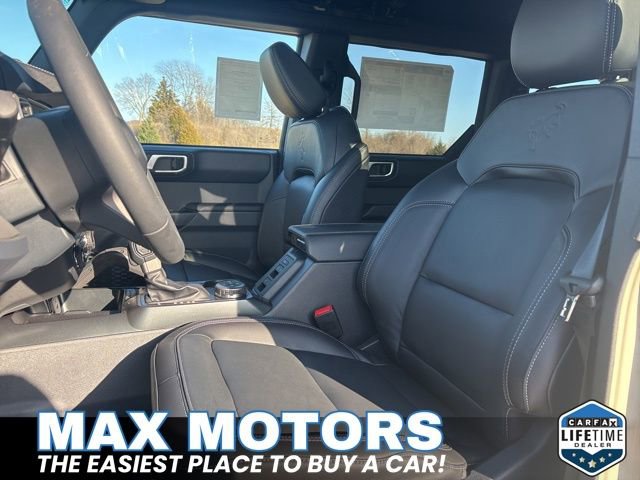 New 2025 Ford Bronco Outer Banks w/ Sasquatch Package image 16