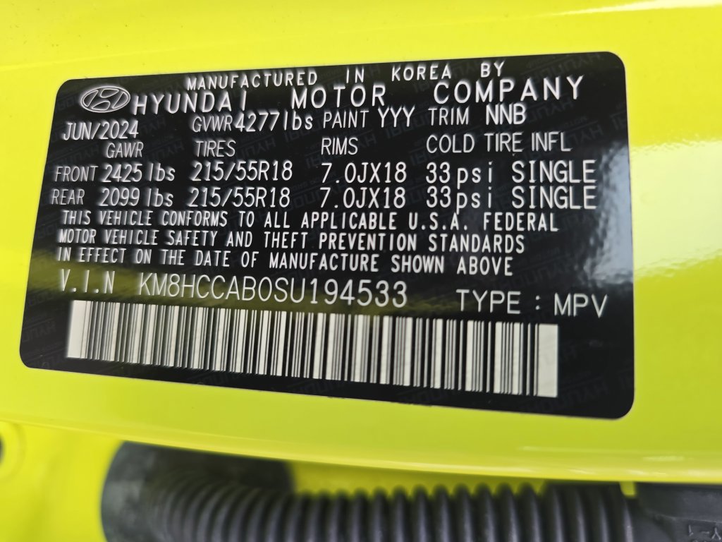 Used 2025 Hyundai Kona SEL AWD/4WD image 32