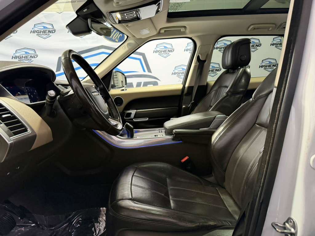 Used 2018 Land Rover Range Rover Sport HSE AWD/4WD image 13