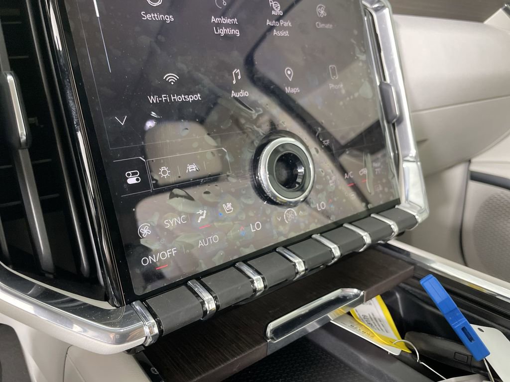 New 2024 GMC Acadia Denali w/ Super Cruise Package image 17