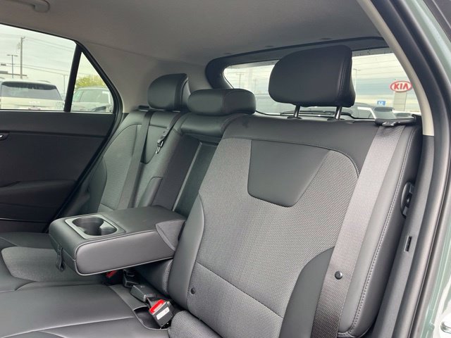 Certified 2025 Kia Niro Wind w/ Wind Preserve Package FWD image 37