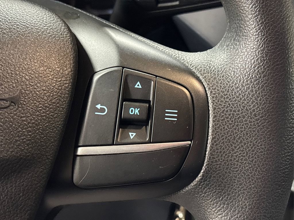 Used 2022 Ford Maverick XL image 29