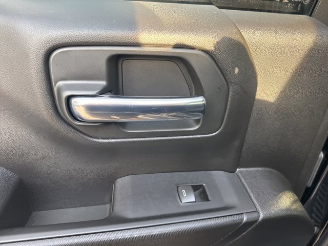 Used 2025 Chevrolet Silverado 1500 Custom w/ Turbomax Blackout Package image 25