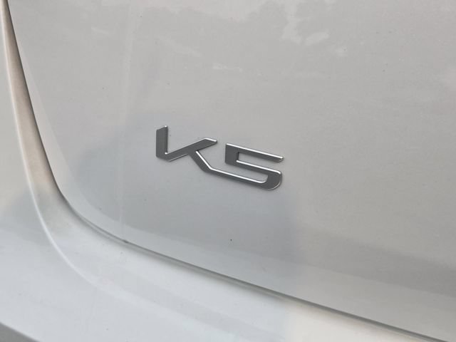 New 2025 Kia K5 LXS FWD image 10