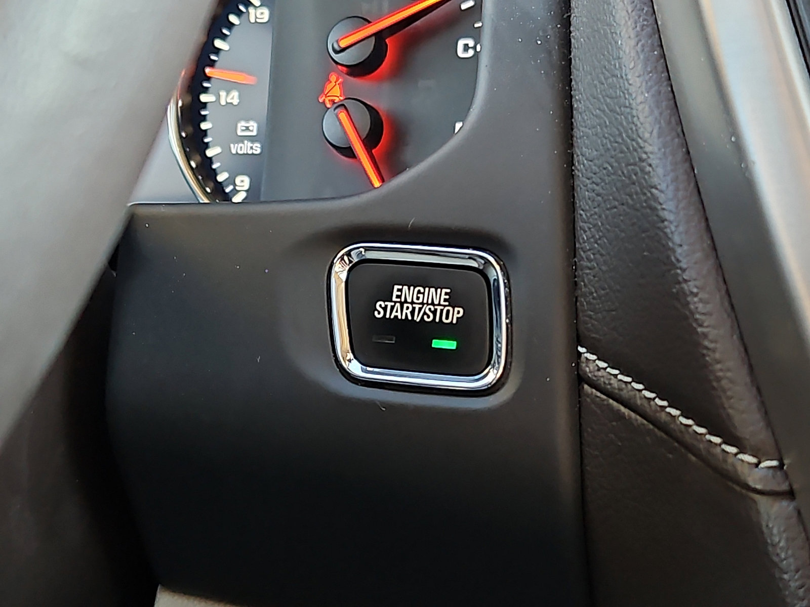 Used 2017 GMC Acadia Denali w/ Technology Package image 24