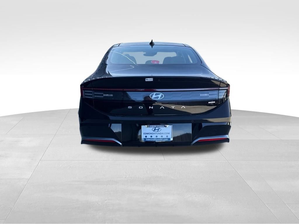 New 2026 Hyundai Sonata Limited image 9