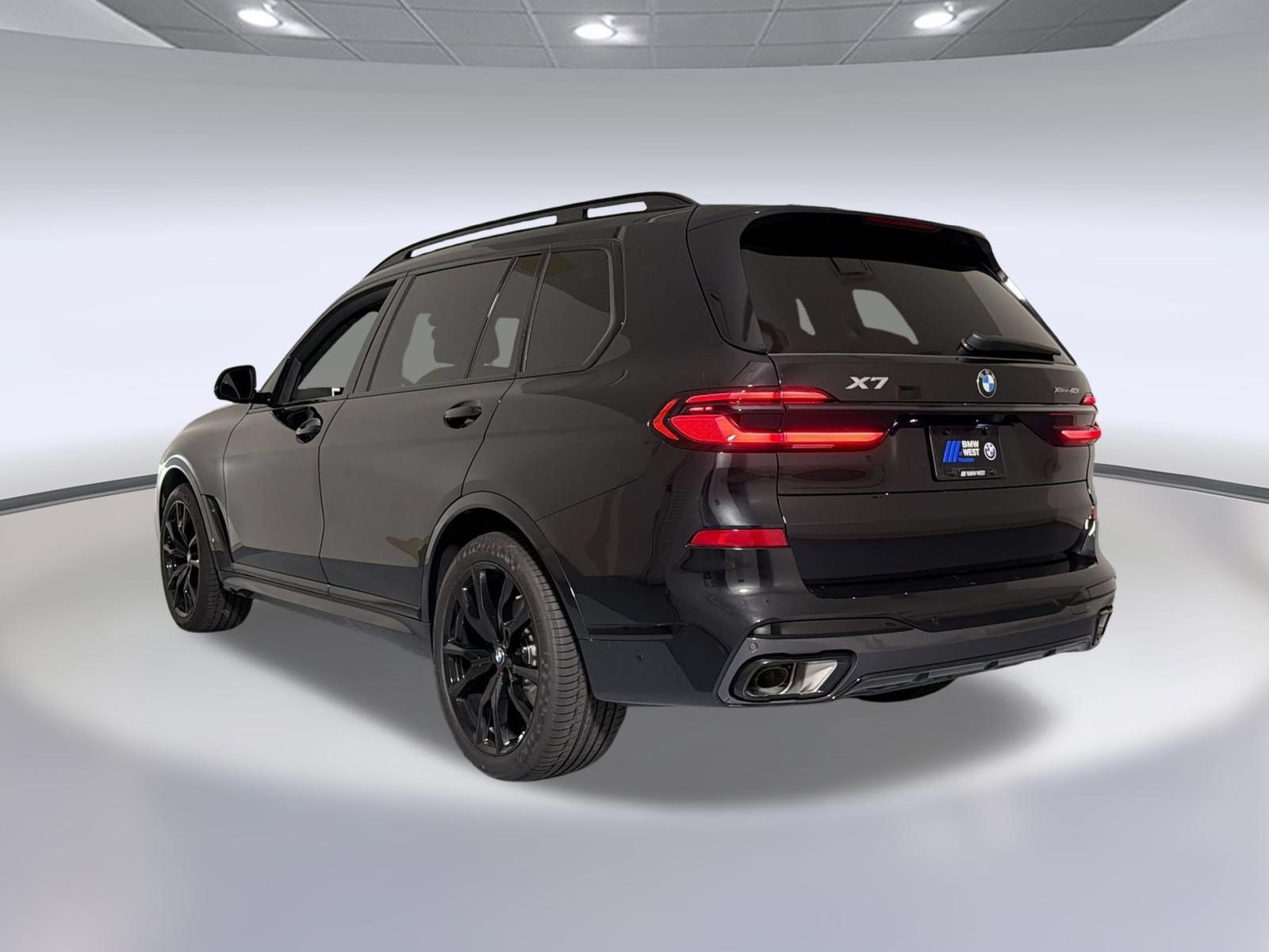 New 2027 BMW X7 xDrive40i w/ Executive Package AWD/4WD image 3
