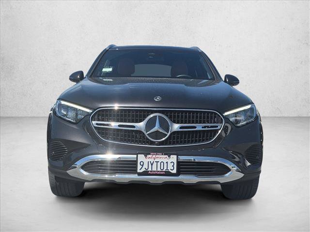 Used 2024 Mercedes-Benz GLC 300 4MATIC image 2