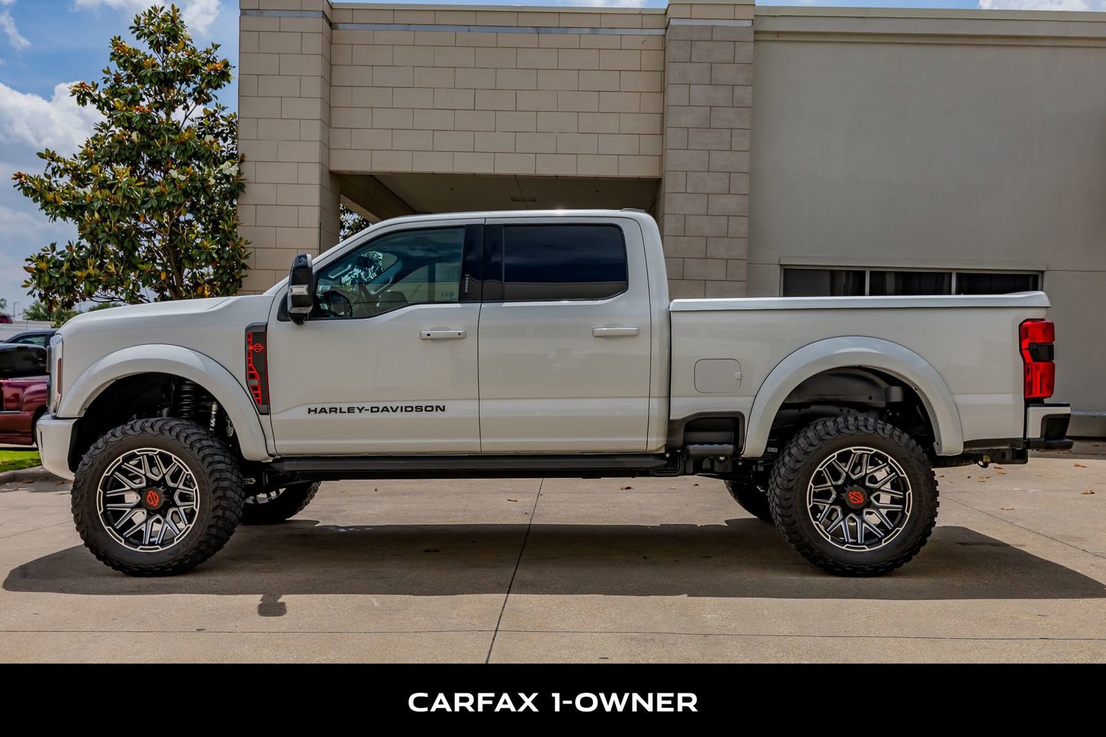 Used 2024 Ford F250 Lariat w/ Lariat Ultimate Package AWD/4WD image 5