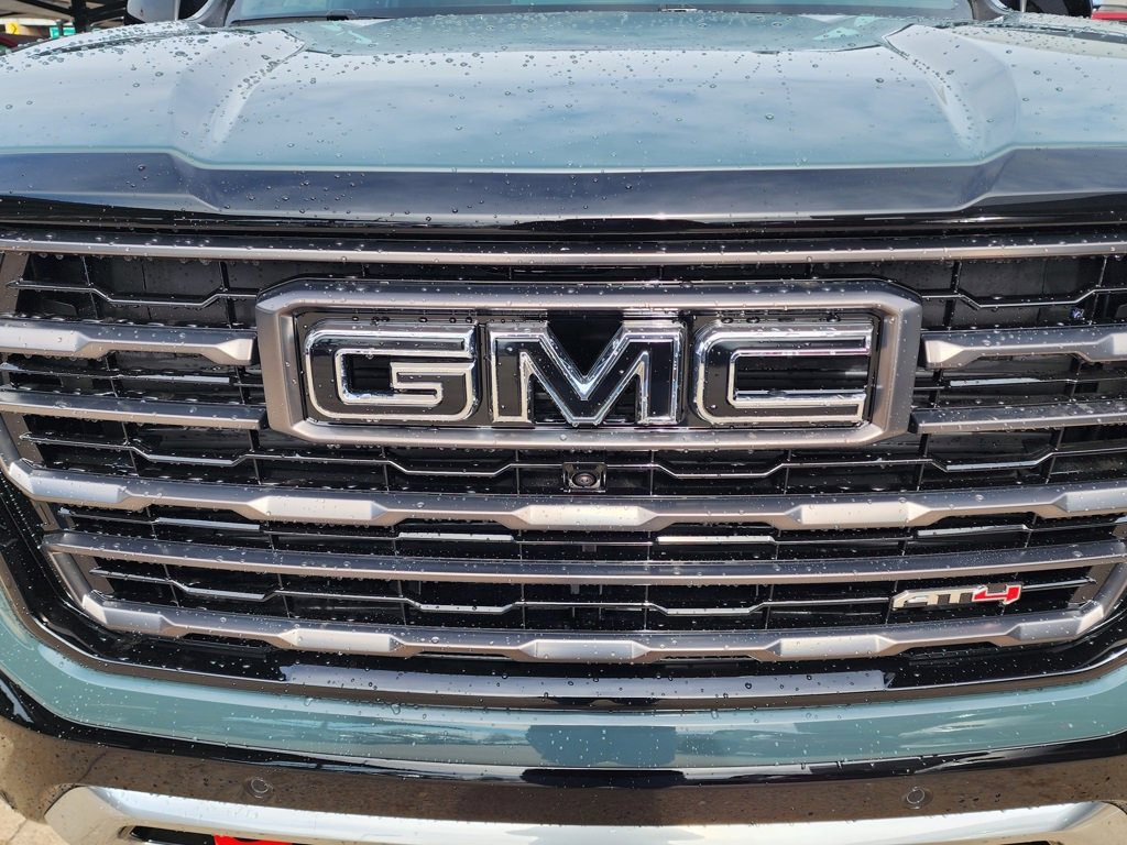 New 2026 GMC Yukon AT4 Ultimate image 9