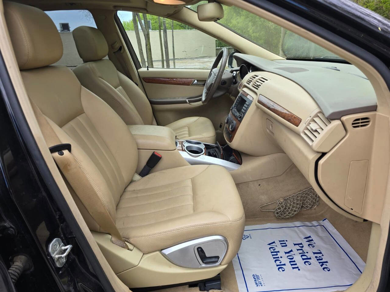 Used 2007 Mercedes-Benz R 350 4MATIC w/ P1 Pkg image 10