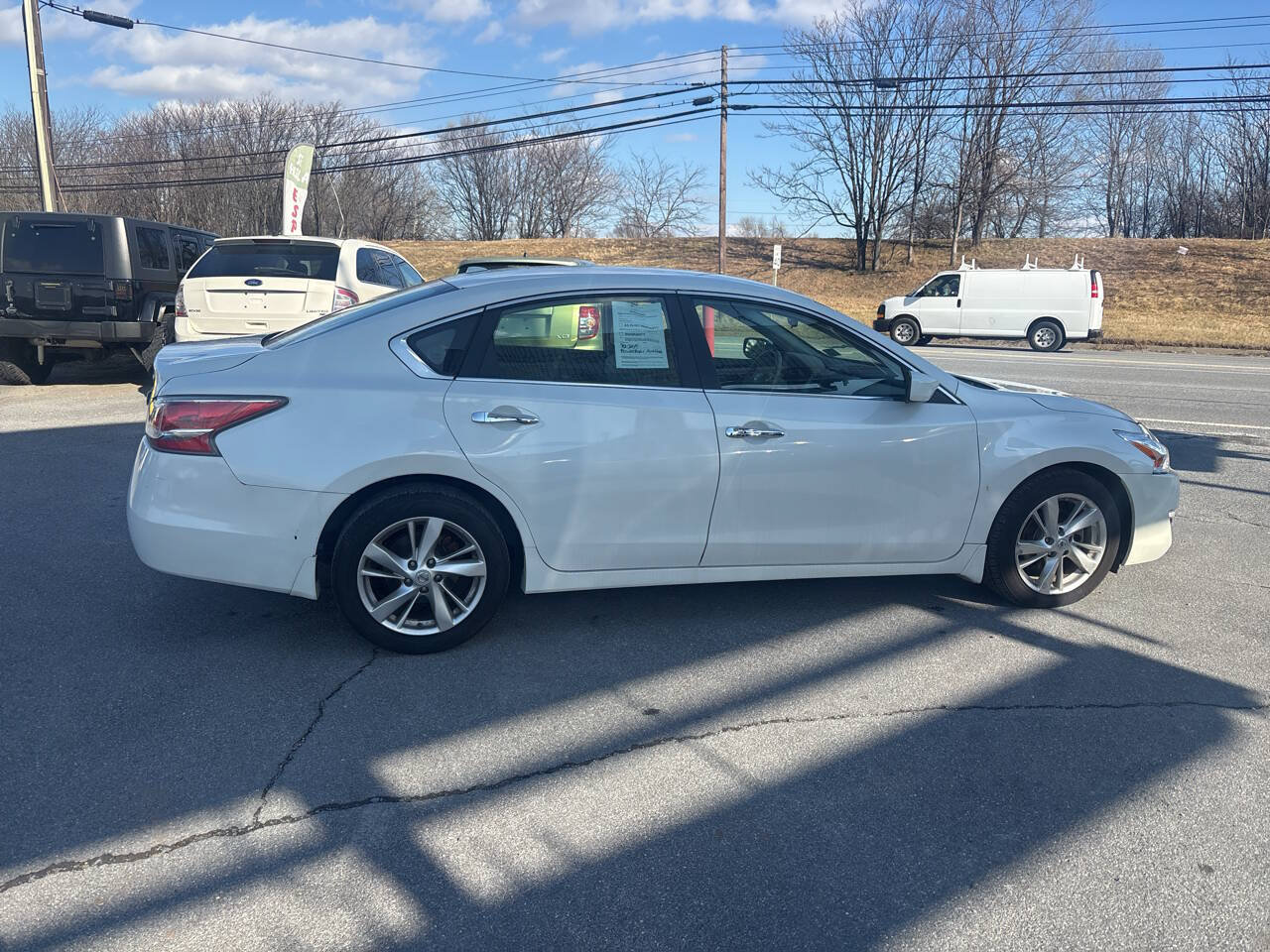 Used 2014 Nissan Altima 2.5 SV FWD image 7