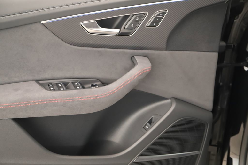 New 2026 Audi RS Q8 performance image 23