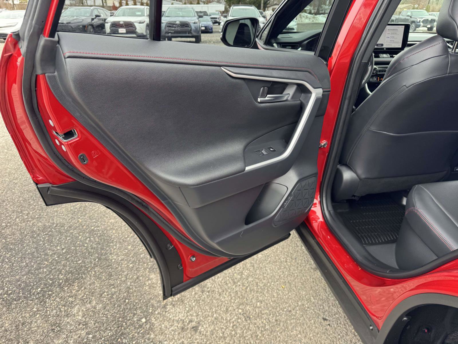 Used 2024 Toyota RAV4 XSE w/ Premium Package image 18