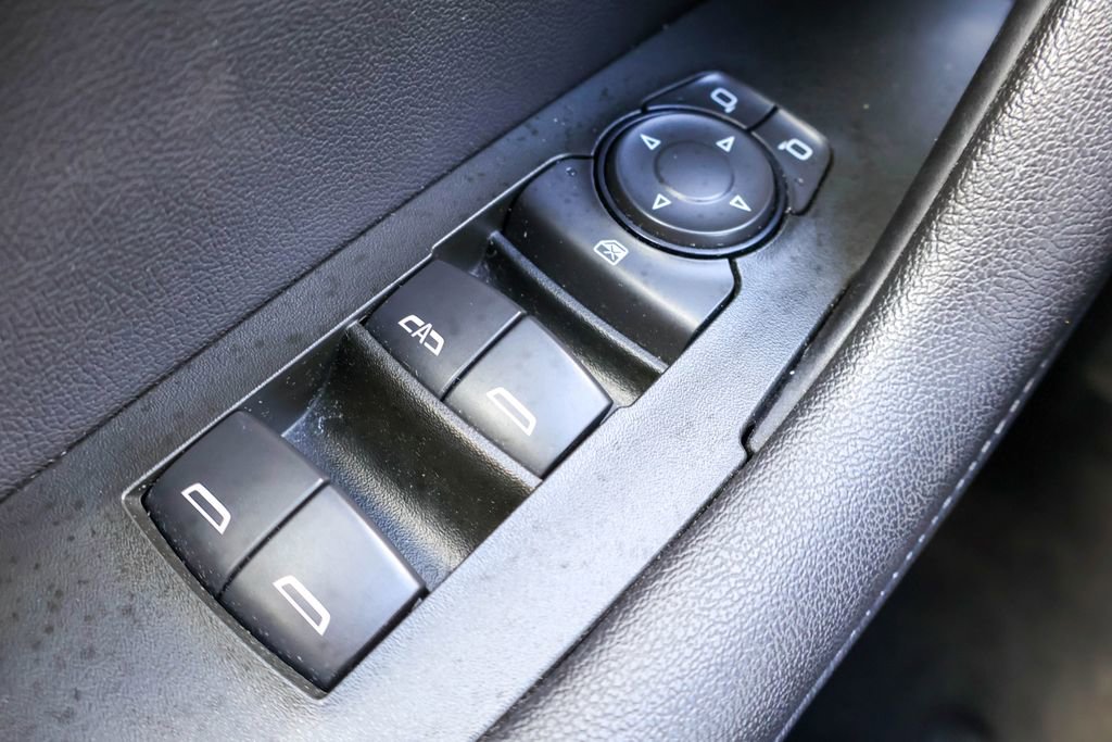 Used 2025 Chevrolet Blazer LT FWD image 17