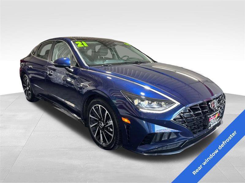 Used 2021 Hyundai Sonata Limited w/ Cargo Package FWD image 3