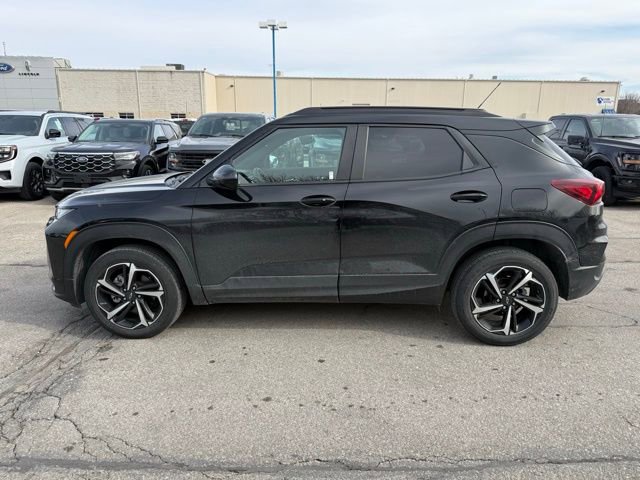 Used 2021 Chevrolet TrailBlazer RS w/ Sun and Liftgate Package image 6