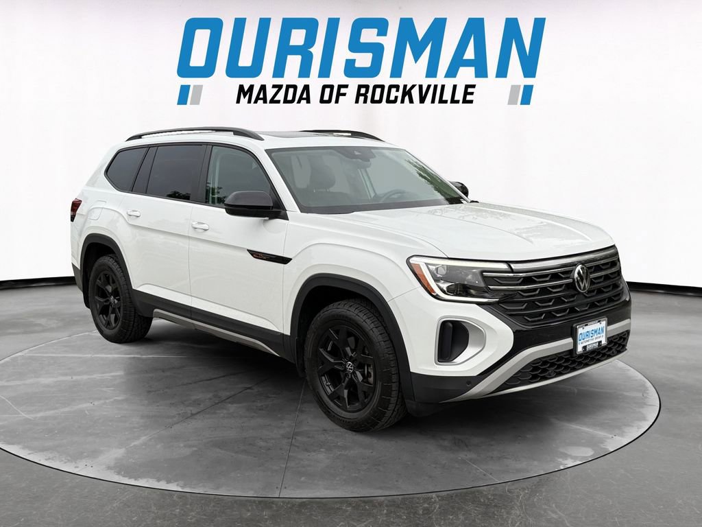 Used 2024 Volkswagen Atlas Peak Edition SE