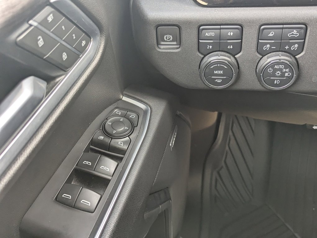 Used 2022 Chevrolet Silverado 1500 LTZ image 34