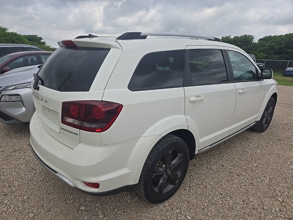 Used 2019 Dodge Journey Crossroad AWD/4WD image 3