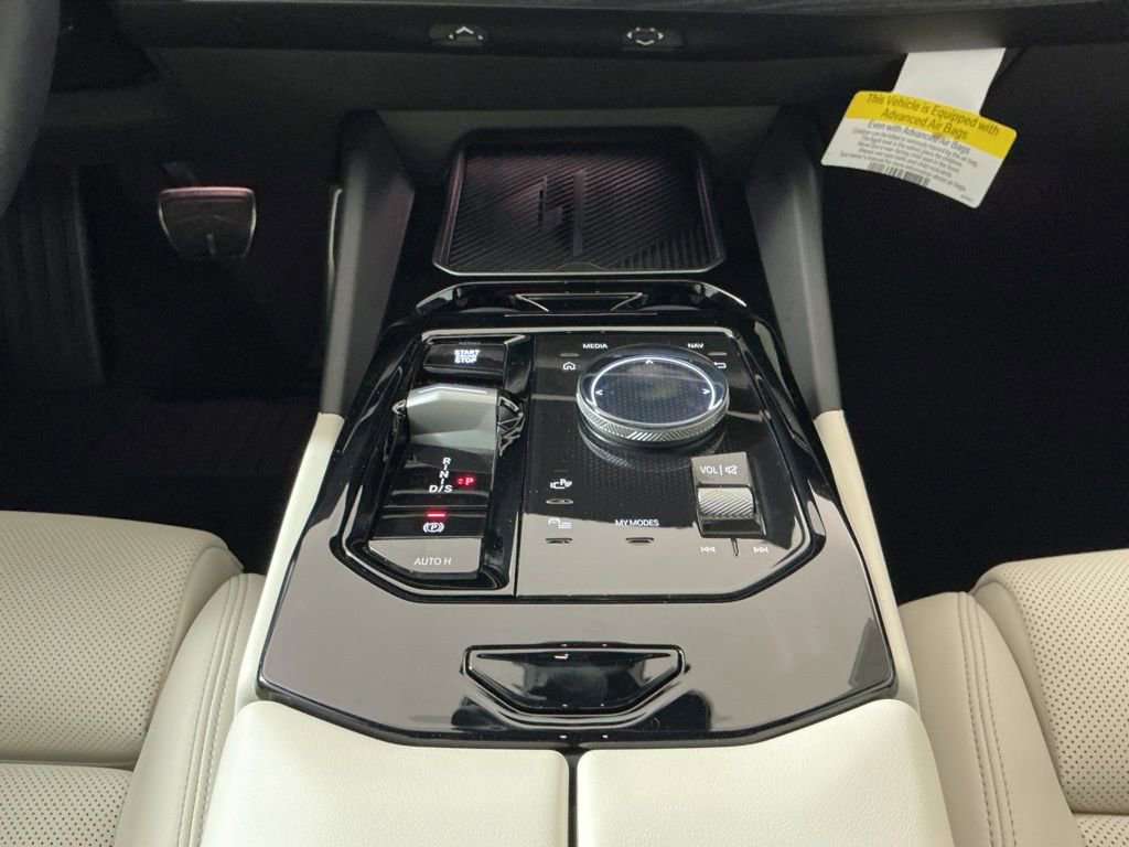 Certified 2025 BMW 530i w/ M Sport Package RWD image 13