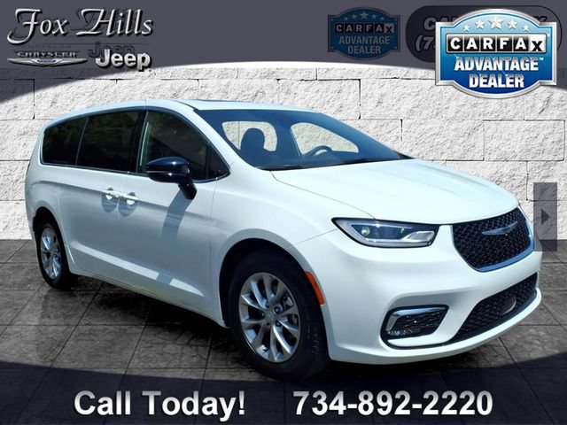 Used 2026 Chrysler Pacifica Limited FWD video 1