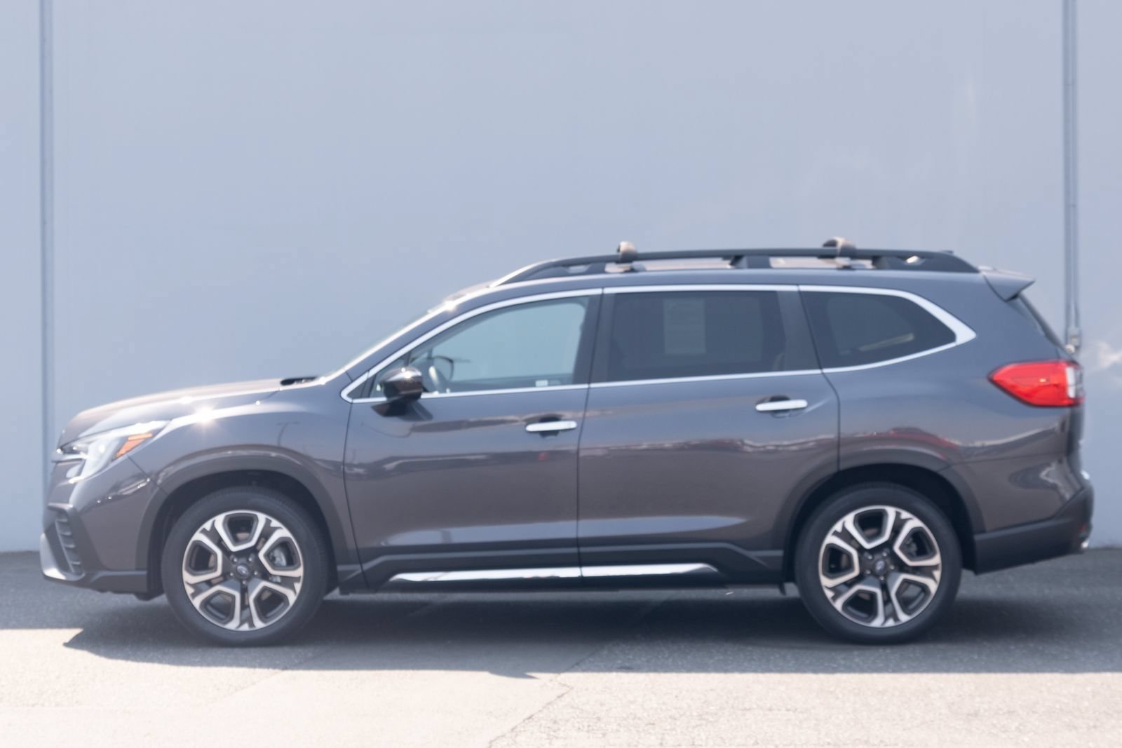 Used 2024 Subaru Ascent Touring AWD/4WD image 30